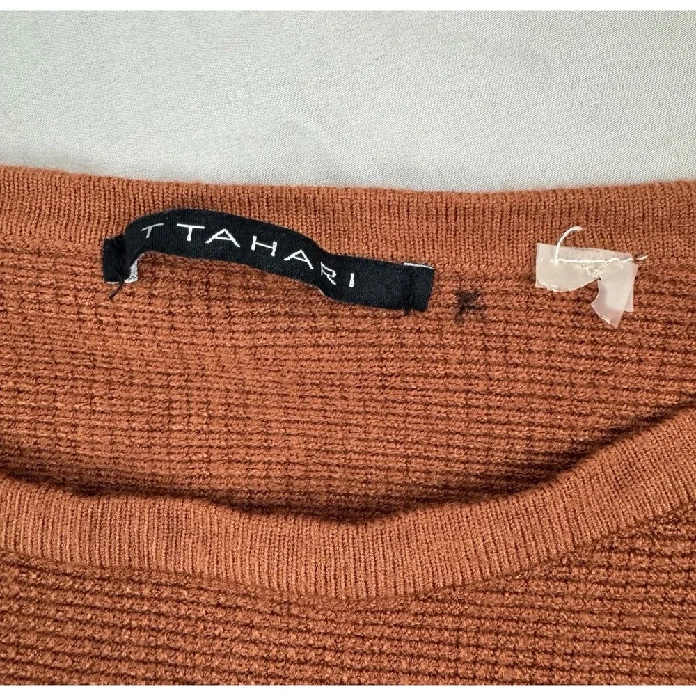 T Tahari Batwing Sweater Womens Medium Rust Orange Textured Dolman Knit Pullover